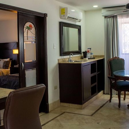 Wyndham Garden Los Mochis Plaza Inn 外观 照片