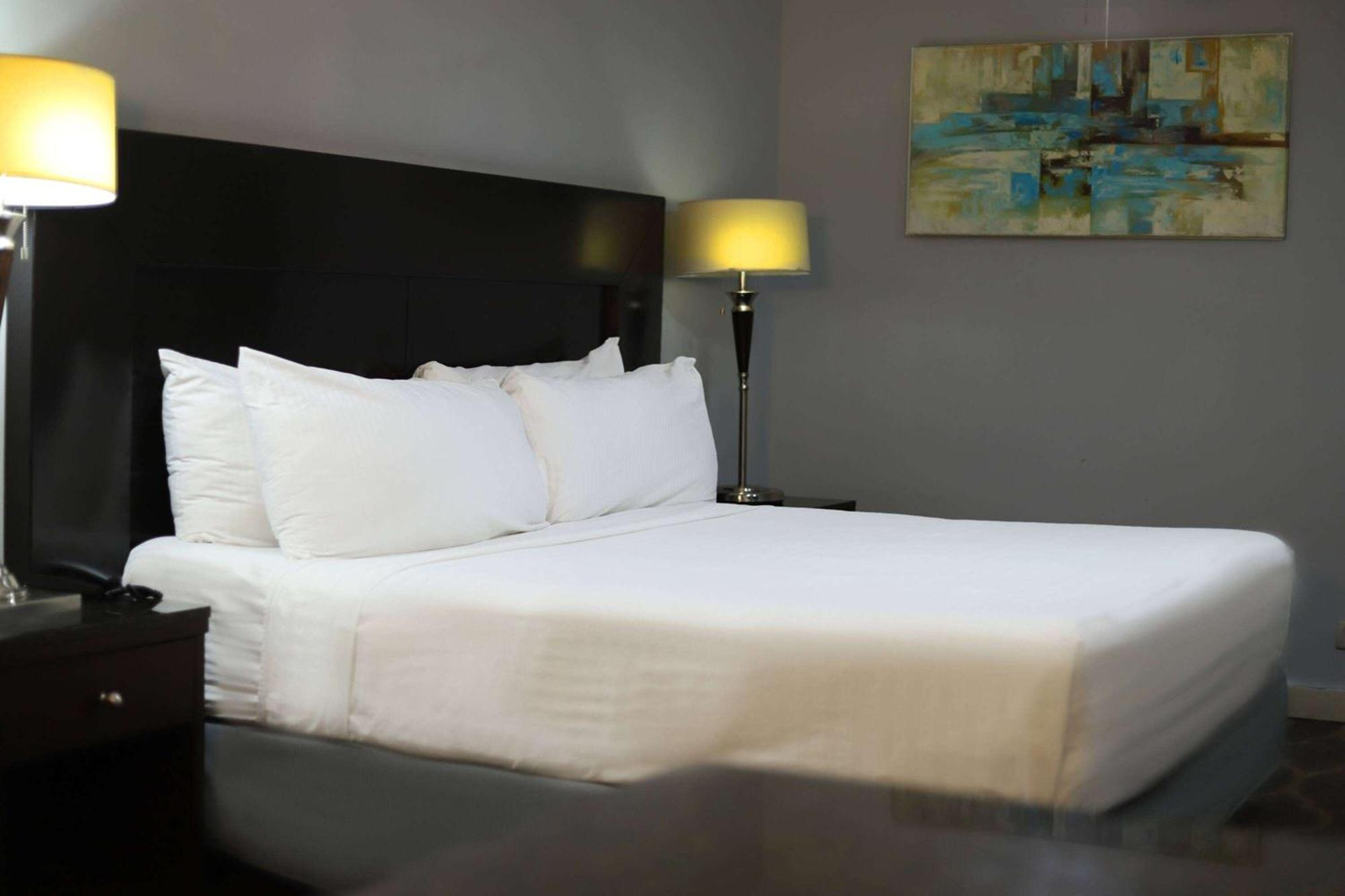 Wyndham Garden Los Mochis Plaza Inn 外观 照片